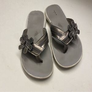 Clarks cloudsteppers comfort slip on sandal Breeze Brinkley Flora pewter 9